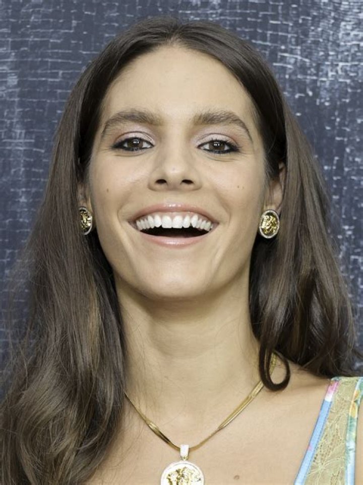 Caitlin Stasey Height, Weight, Measurements, Bra Size, Shoe Size