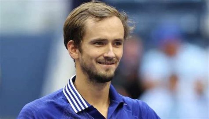 Daniil Medvedev Height, Weight, Body Measurements, Shoe Size