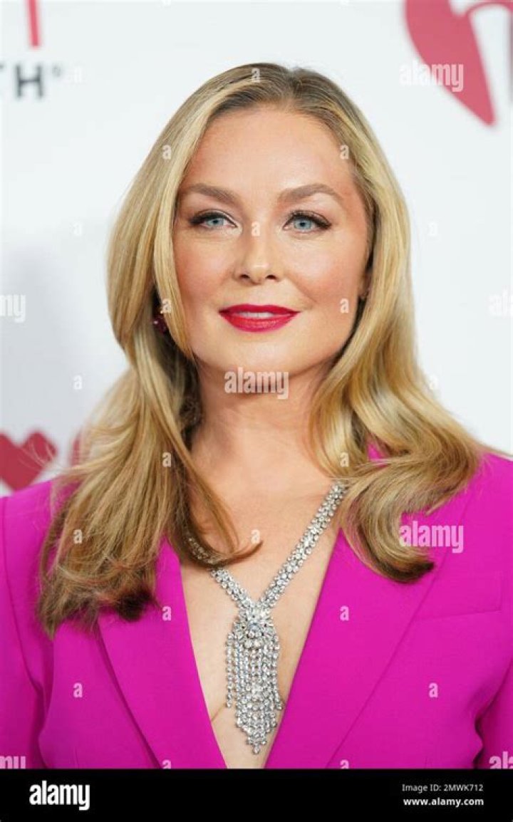 Elisabeth Röhm Height, Weight, Measurements, Bra Size, Shoe Size
