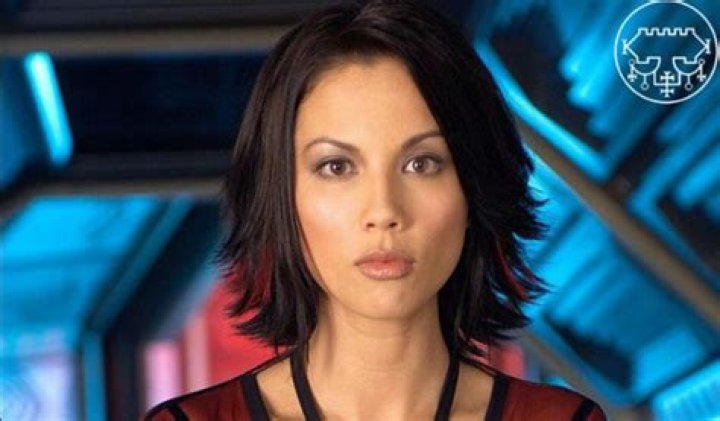 Lexa Doig Height, Weight, Measurements, Bra Size, Shoe Size
