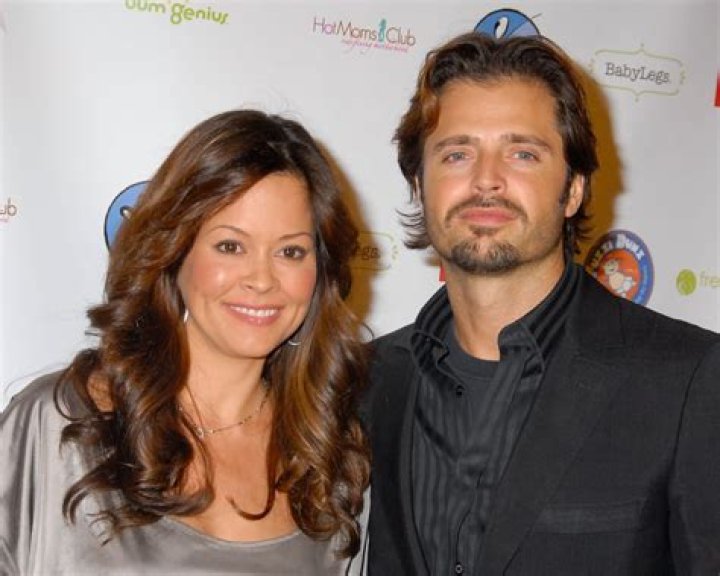 Molly Burke Net Worth 2022 – Earnings, Salary, Boyfriend