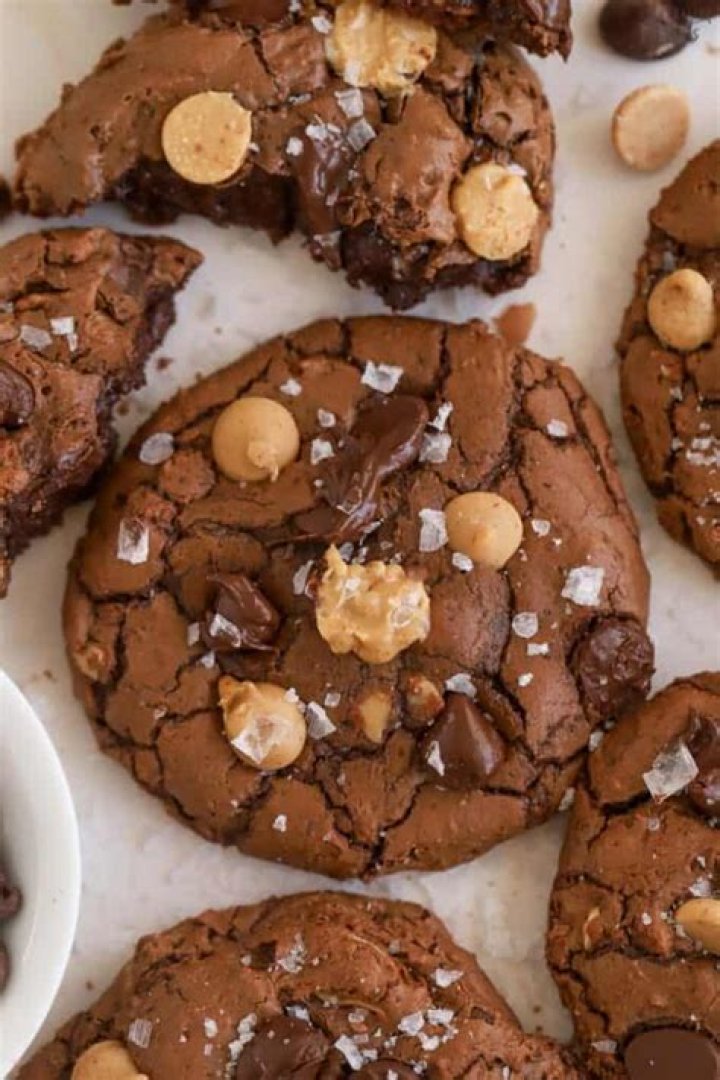 Peanut Butter Brownie Cookies - Celebrating Sweets